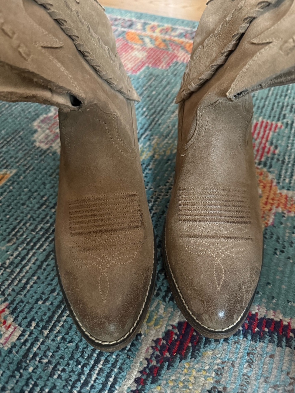 Ariat Round Up Rianda Fringe Western Boots 8.5B never worn